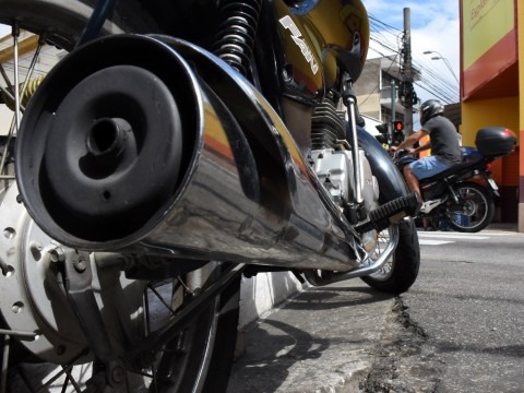 Câmara aprova proibição de canos barulhentos em Búzios