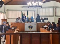 Câmara de Búzios aprova 16 projetos na última sessão de 2025