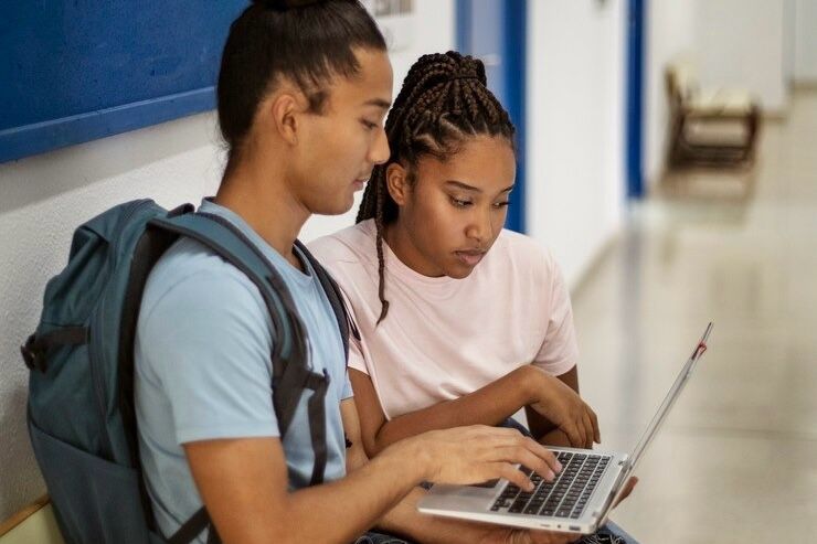 Câmara de Búzios promulga lei que cria Programa de Apoio ao Acesso ao Ensino Técnico e Superior para o Jovem Buziano