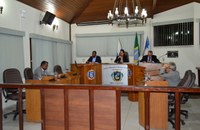 Estabelecimentos Comerciais Deverão Oferecer Produto Grátis a Consumidor que Encontrar Mercadoria Vencida