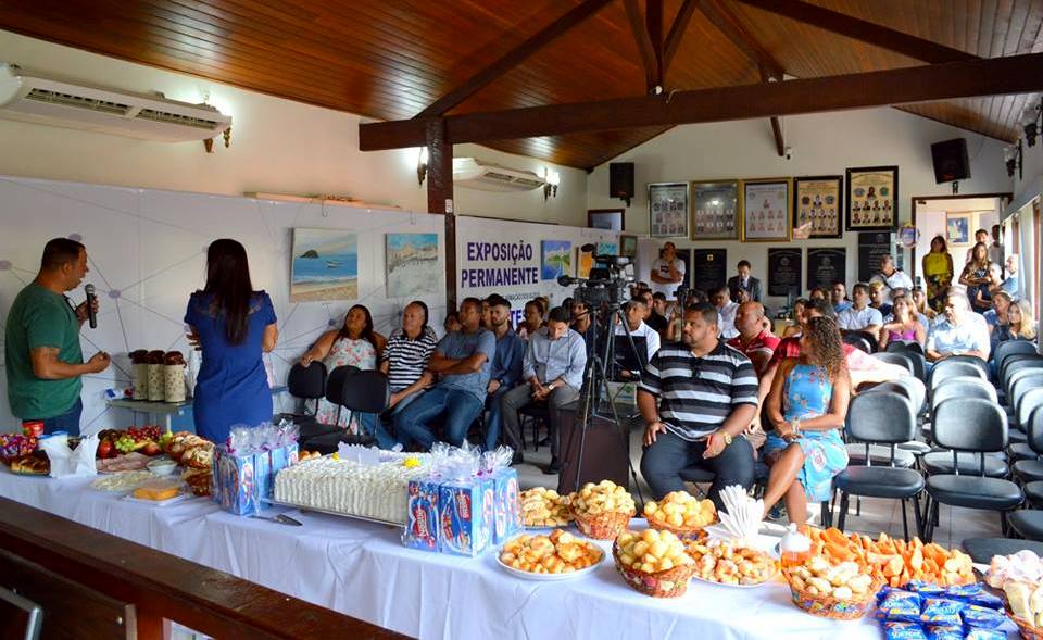Funcionários da Câmara são recepcionados com café da manhã