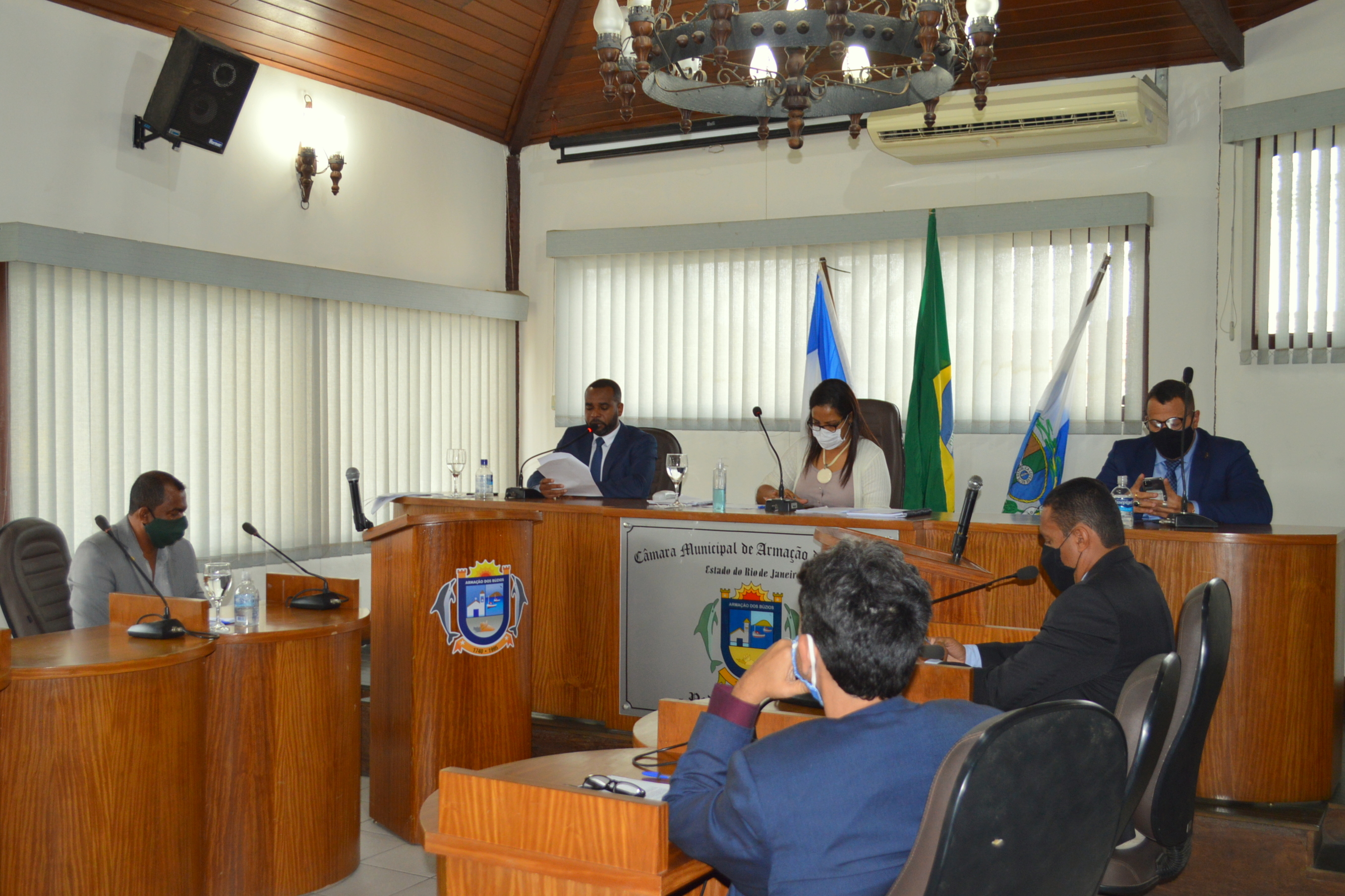 Movimento de Pais de Alunos Entrega Carta Com Demandas ao Poder Público