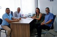 Pastora Cris assina termo de posse na Câmara de Búzios