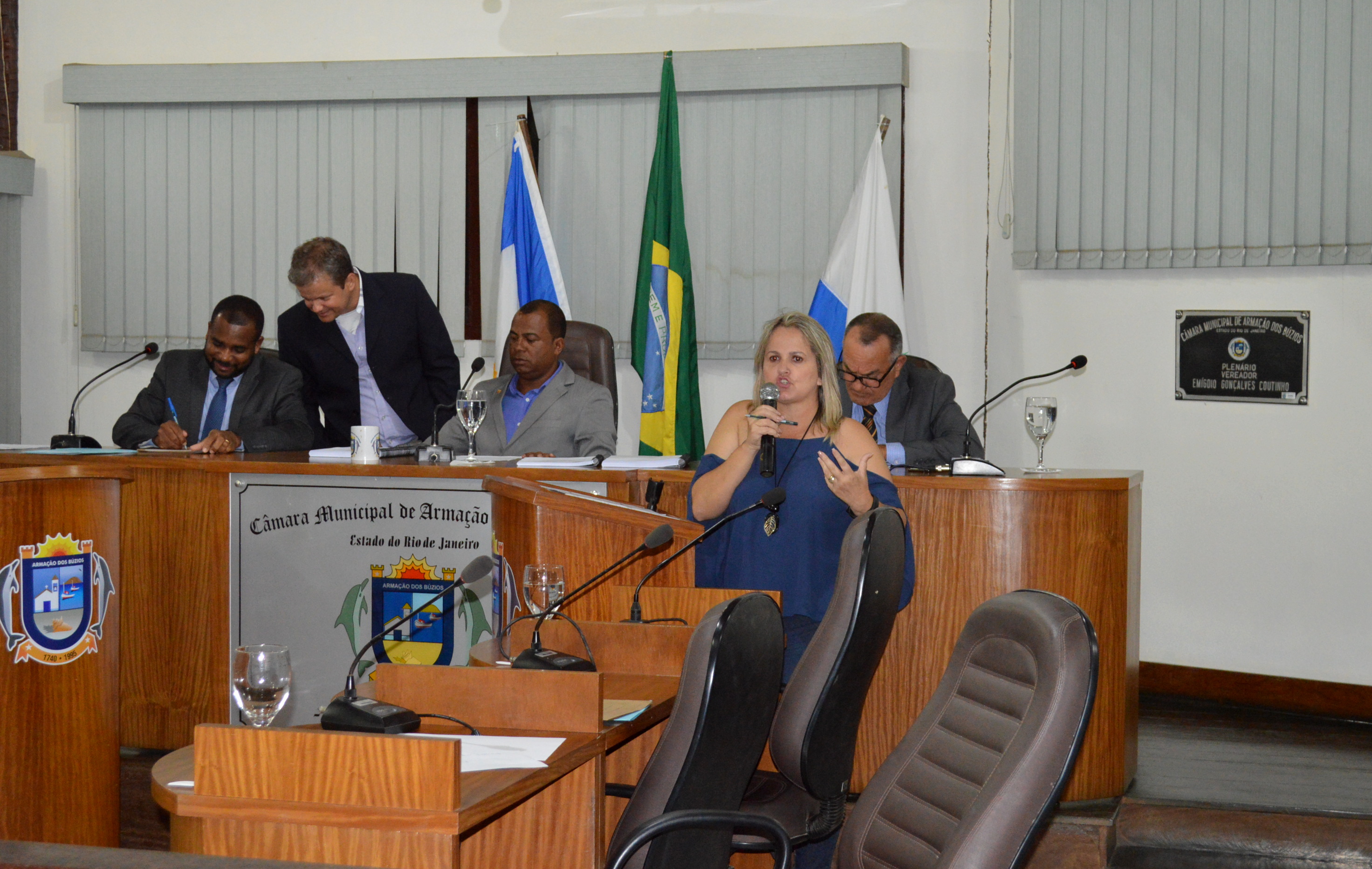 PL Visa Proibir Cobrança da Zona Azul em Áreas Residenciais 