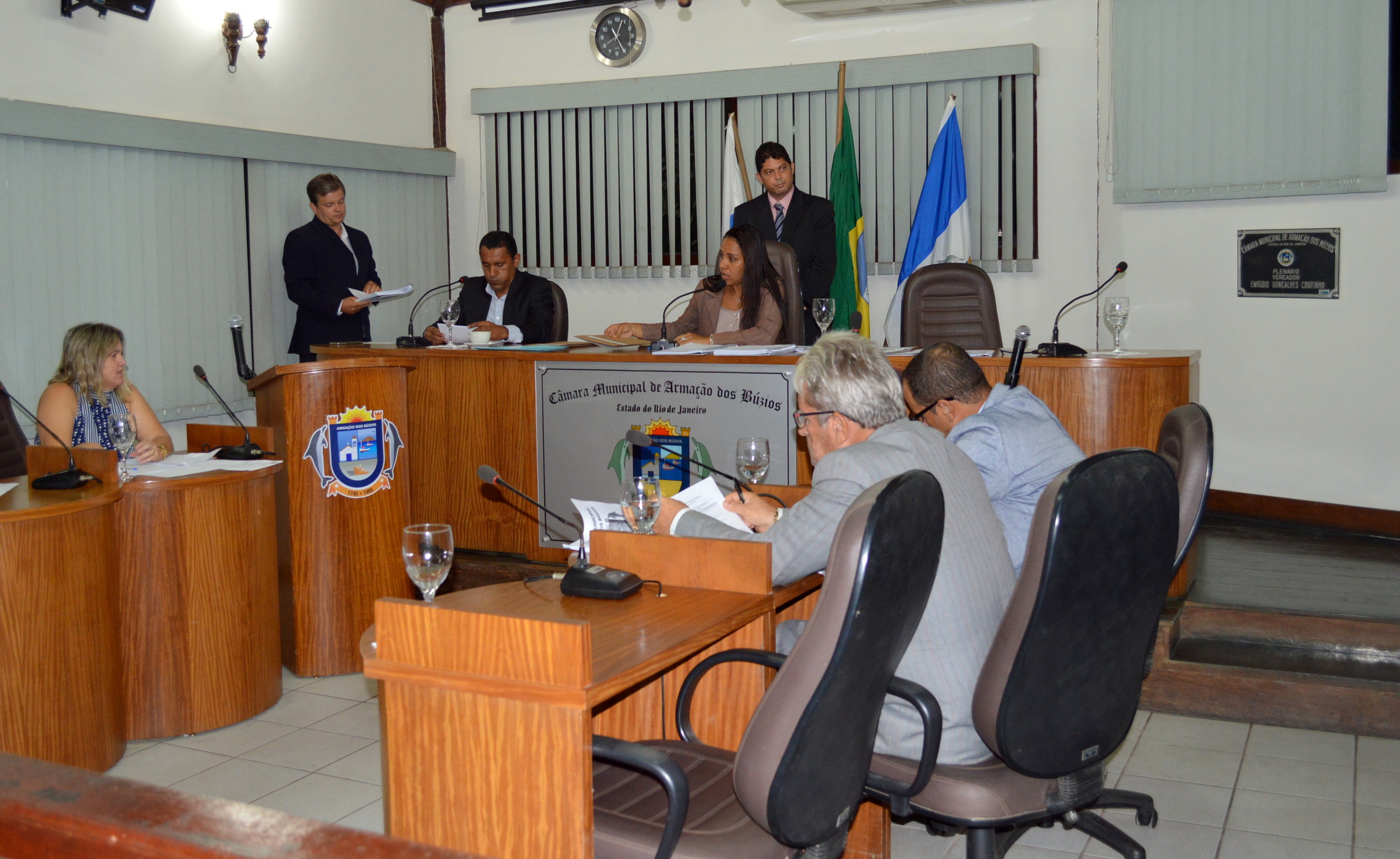 Projeto Altera Número de Cargos e Valores da Função Gratificada de Diretores de Escola