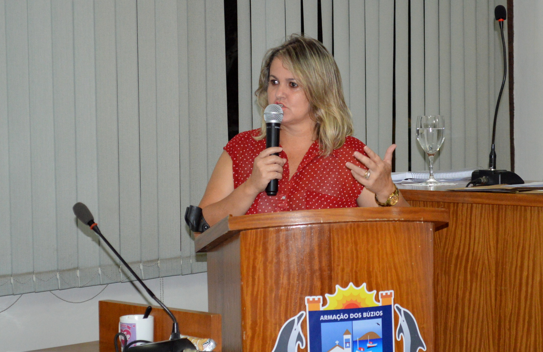 Projeto de Lei Visa Reduzir Carga Horária de Servidores Responsáveis por Familiares com Deficiência