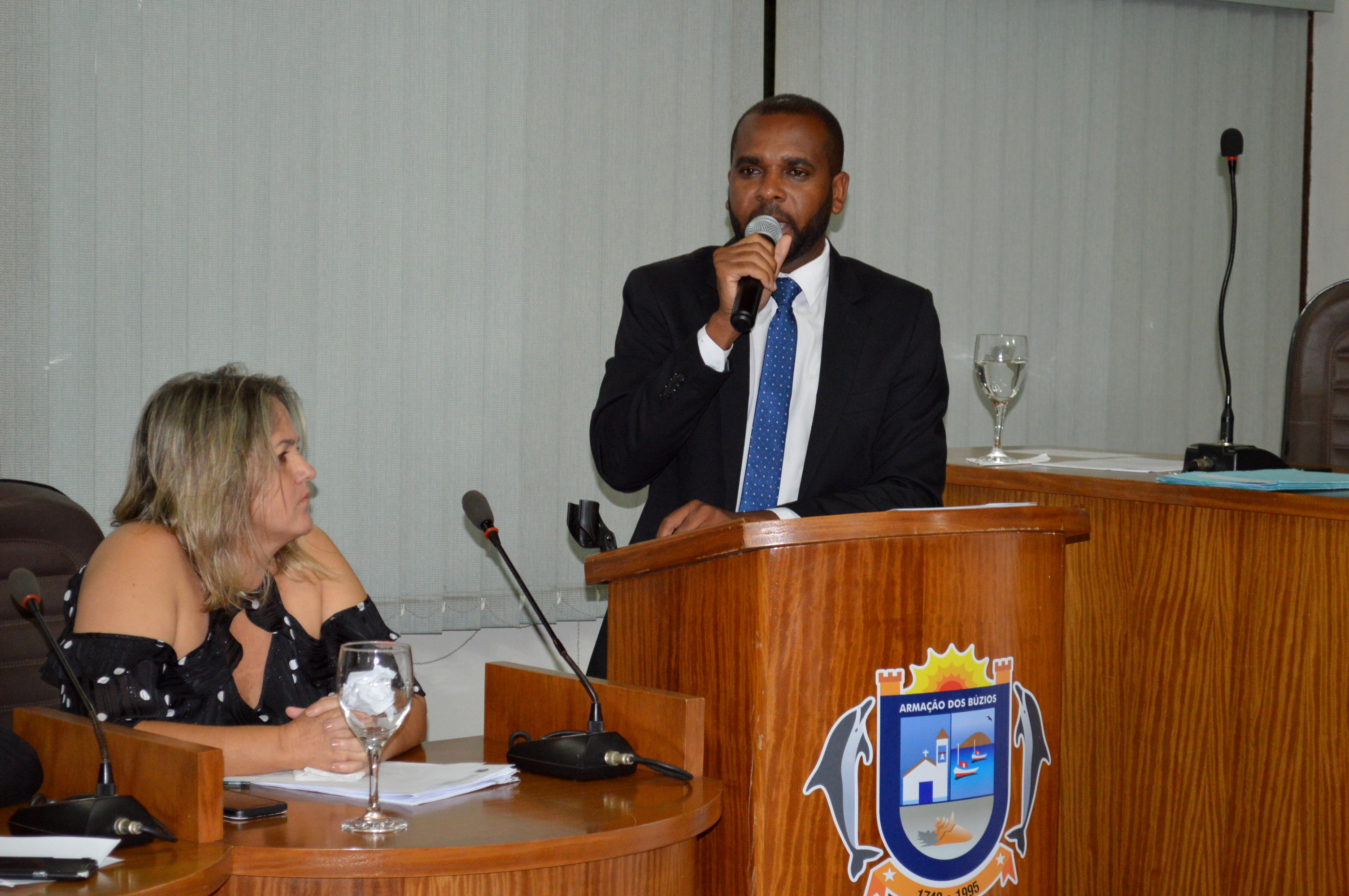  Projeto Institui o Dia Municipal de Combate ao Feminicídio e à Violência Contra a Mulher em Búzios