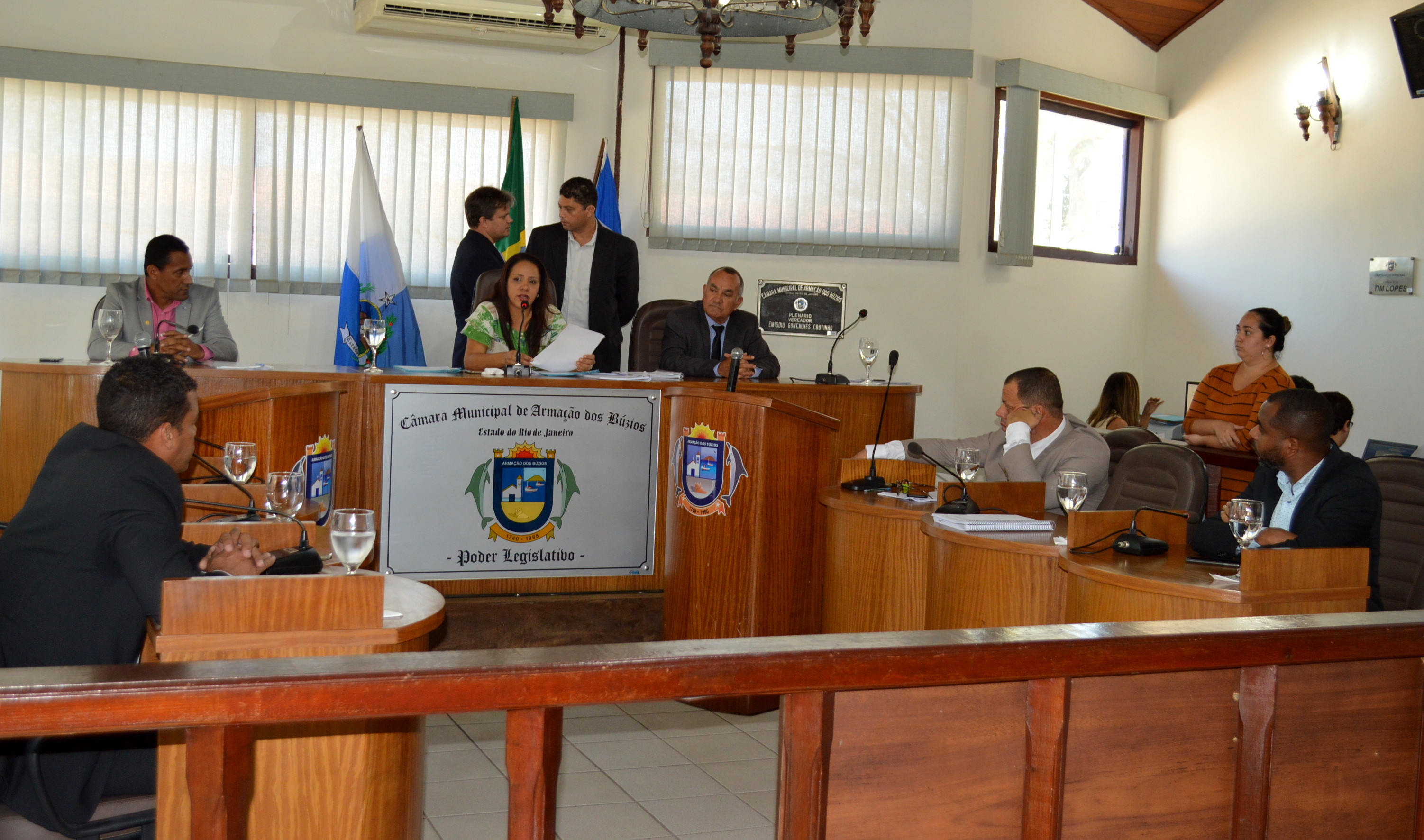 Projeto Visa Regulamentar Uso da Caçamba em Búzios