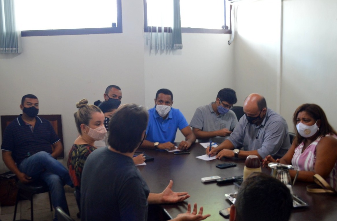 Reunião com Associação de Pousadas Discute Demandas do Setor