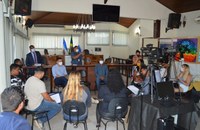 Reunião Discute Projeto de Assistência Universitária