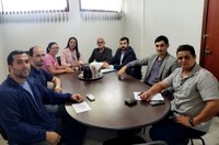 Reunião na sala de comissões trata de Adicional de Insalubridade 