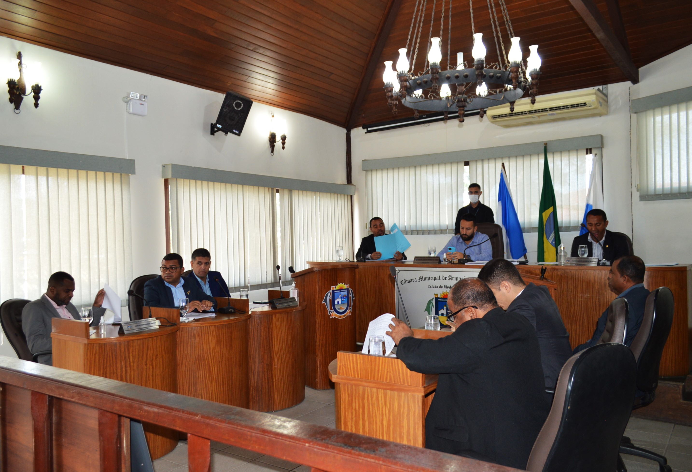 Câmara mantém obrigatoriedade de Autorização do Legislativo para Viagem Internacional de Secretários Municipais 
