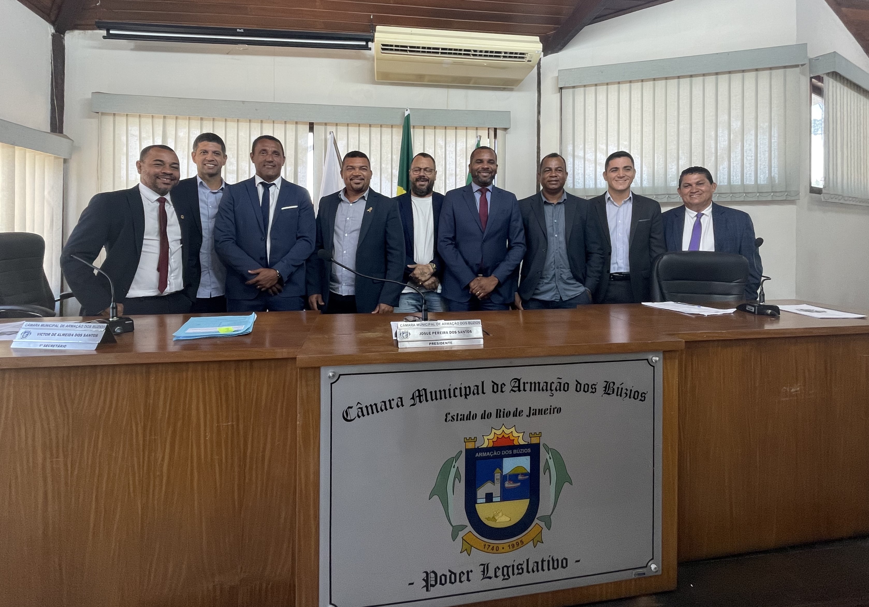 Vereadores Aurélio e Niltinho retornam à Câmara de Búzios