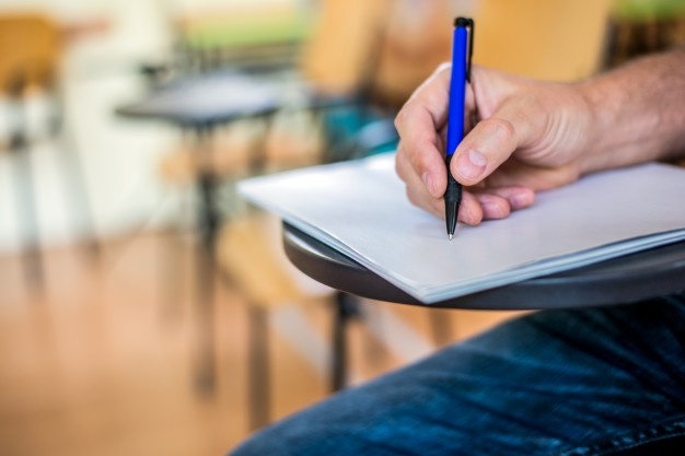 Vereadores Propõe Emenda ao Projeto do Programa de Assistência Universitária